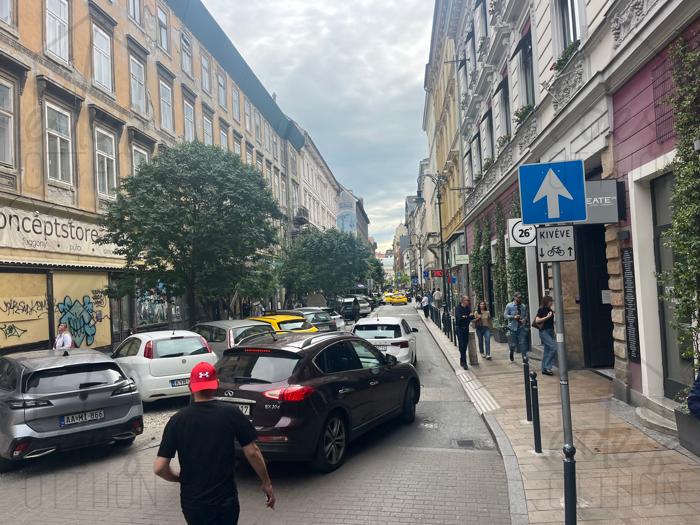 Kiadó üzlethelyiség Király utcában - kép 16986
