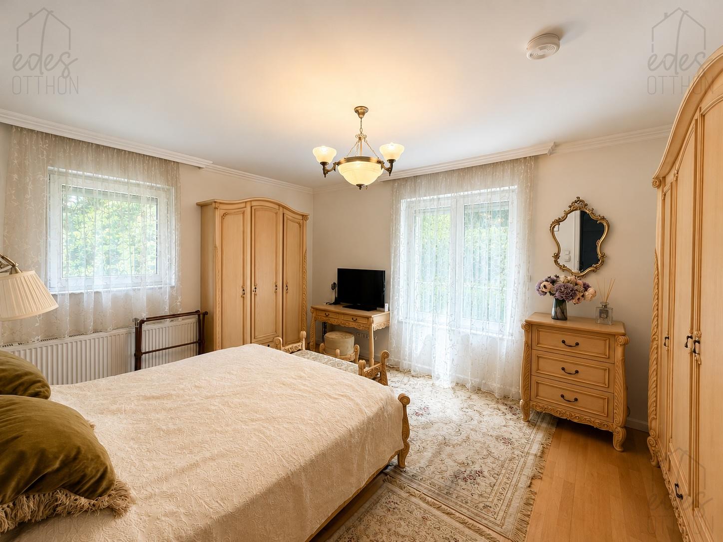 II. kerületben Máriaremetén eladó luxus villa - kép 18133